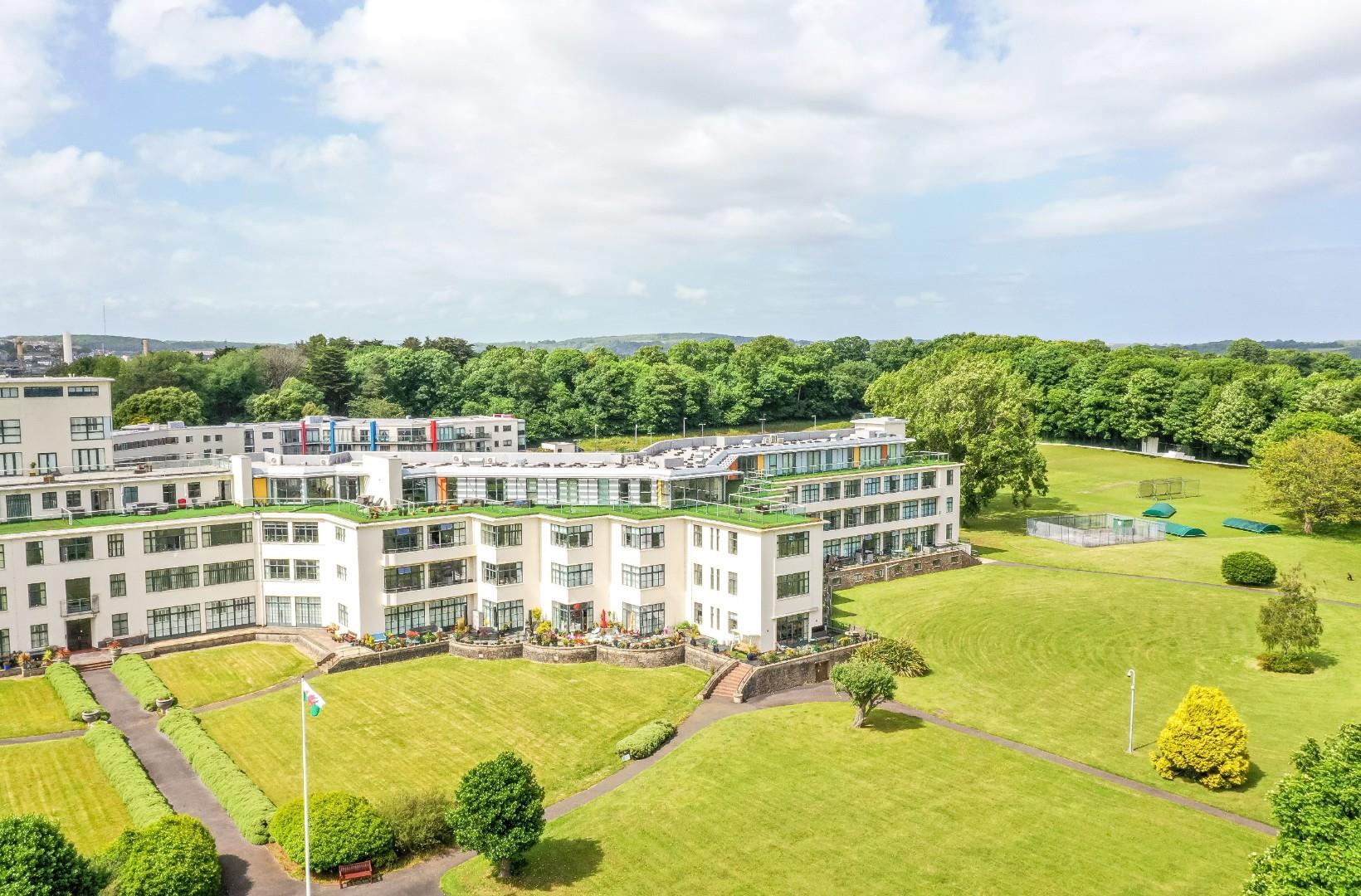 114 Woodlands, Hayes Point, Sully, CF64 5QE